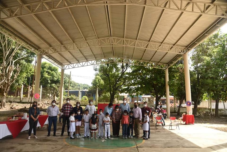 “Entregamos un San Andrés distinto al que nosotros recibimos, se ha hecho la mayor inversión en la historia en infraestructura educativa”: Tavo Pérez