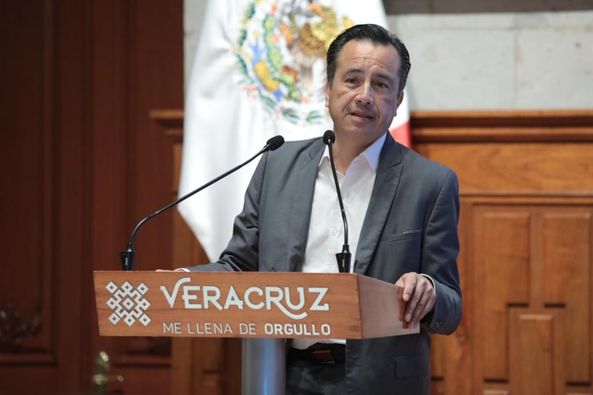 Cuitláhuac no se irá de vacaciones; «alguien tiene que estar pendiente de las atenciones que tiene el gobierno», dice