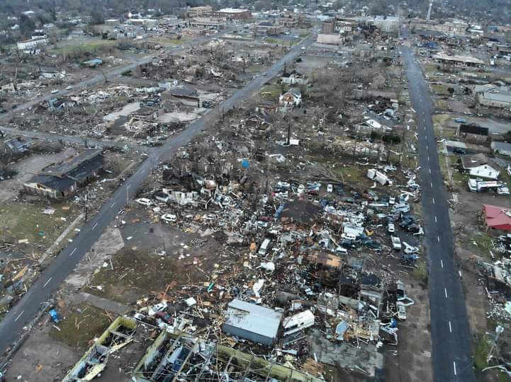 Tornado en Kentucky, EEUU, deja 50 muertos