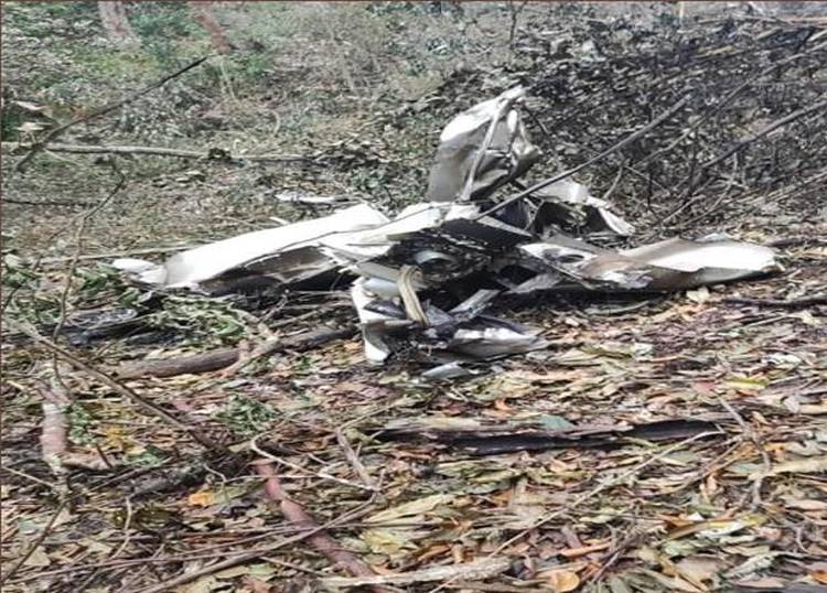 Dos muertos tras desplome de avioneta en Hueyapan de Ocampo