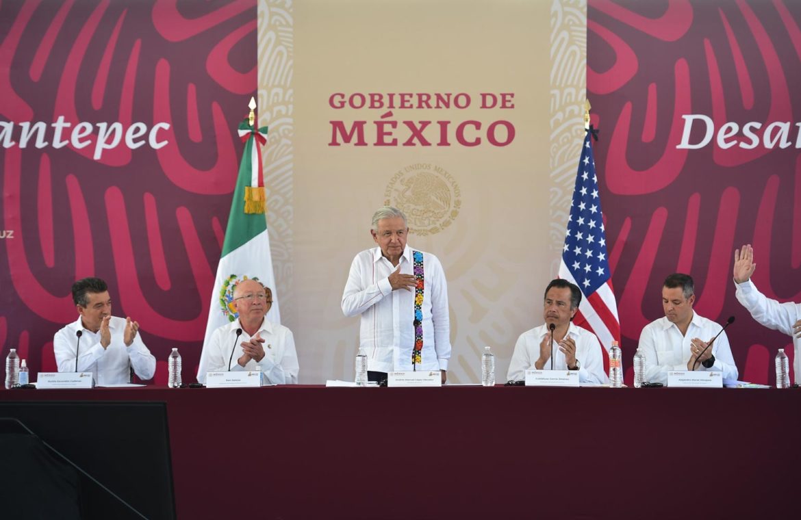 Desde Veracruz, propone AMLO integración comercial para el desarrollo equilibrado de América