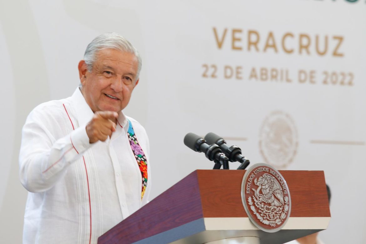 AMLO destaca inversión pública y privada en Veracruz; delitos de impacto van a la baja en la entidad