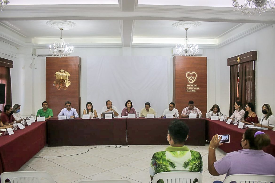 Cabildo de San Andrés Tuxtla  realizó sesión pública