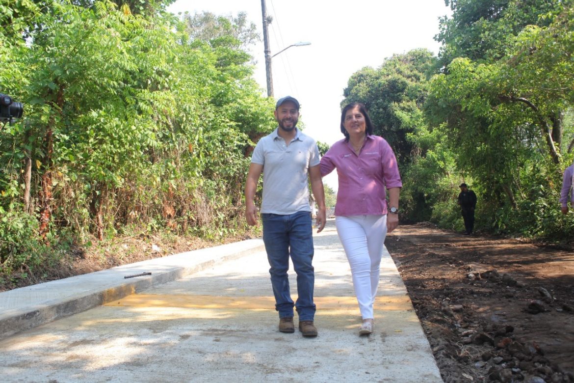 Construimos urbanidad y calles dignas para la colonia El Cebollal: María Elena Solana Calzada