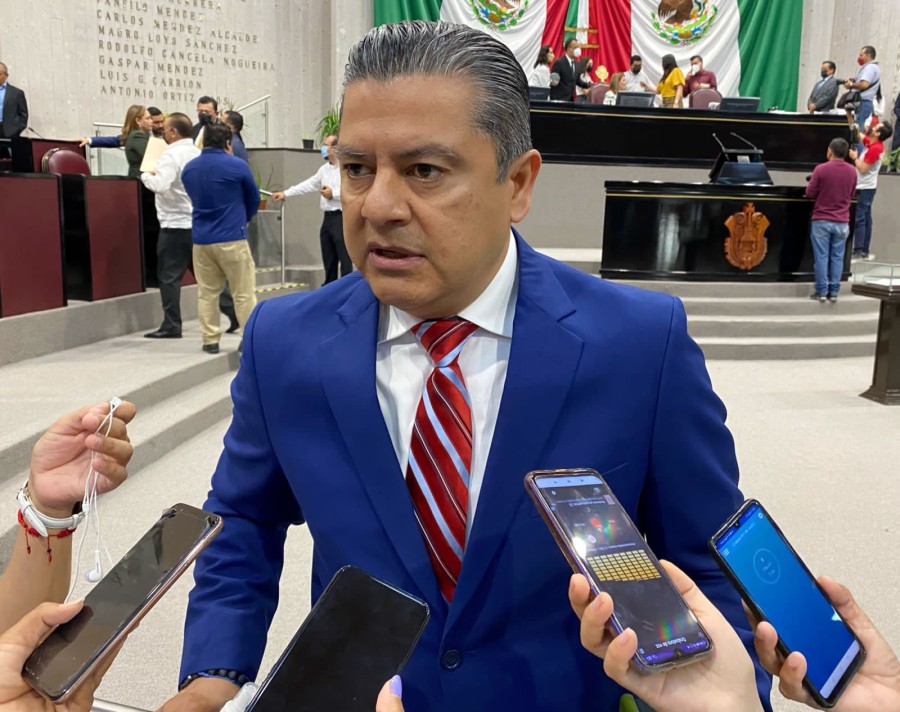 Ansias de popularidad de Sergio Gutiérrez, prevalecen sobre cordura política: Marlon Ramírez