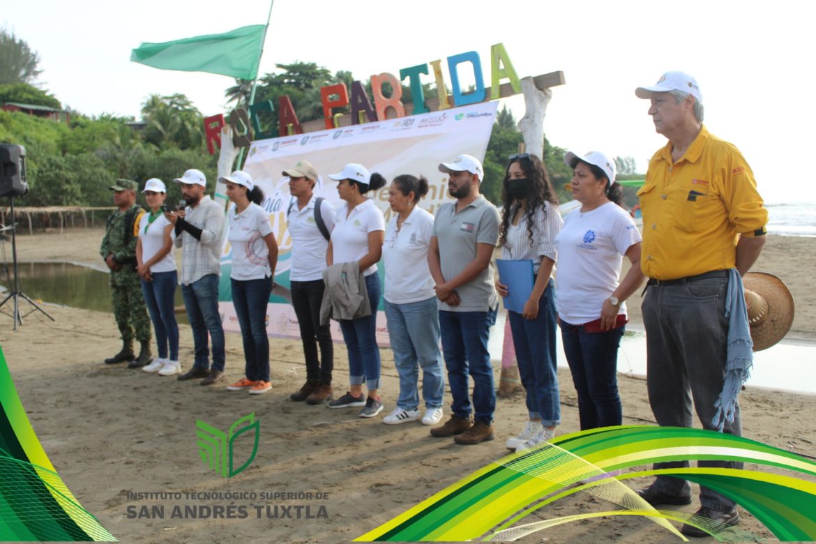 Participa ITSSAT en evento «Limpia tu Playa 2022»