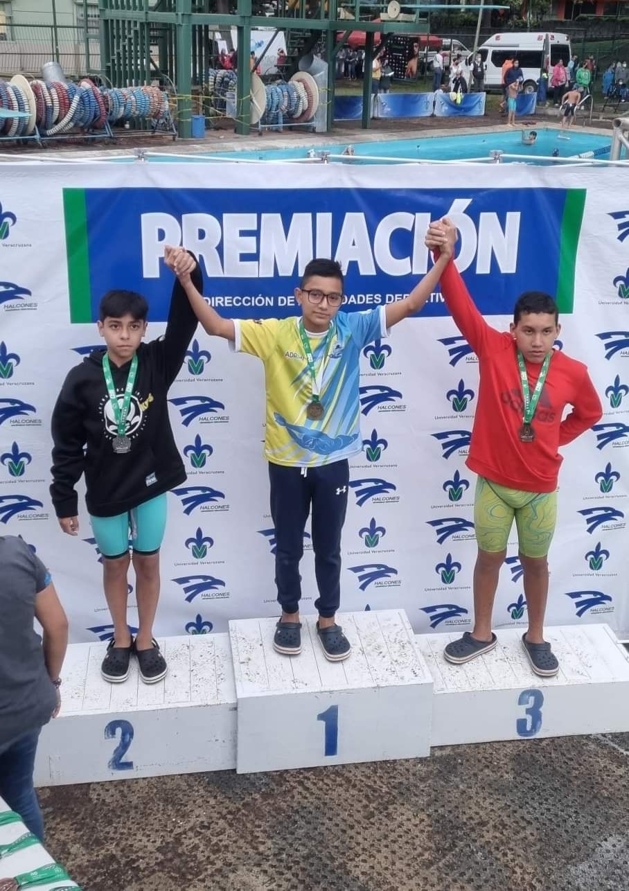 Club Brujos de San Andrés Tuxtla, conquista medallero de Natación en el Campeonato Estatal Abierto