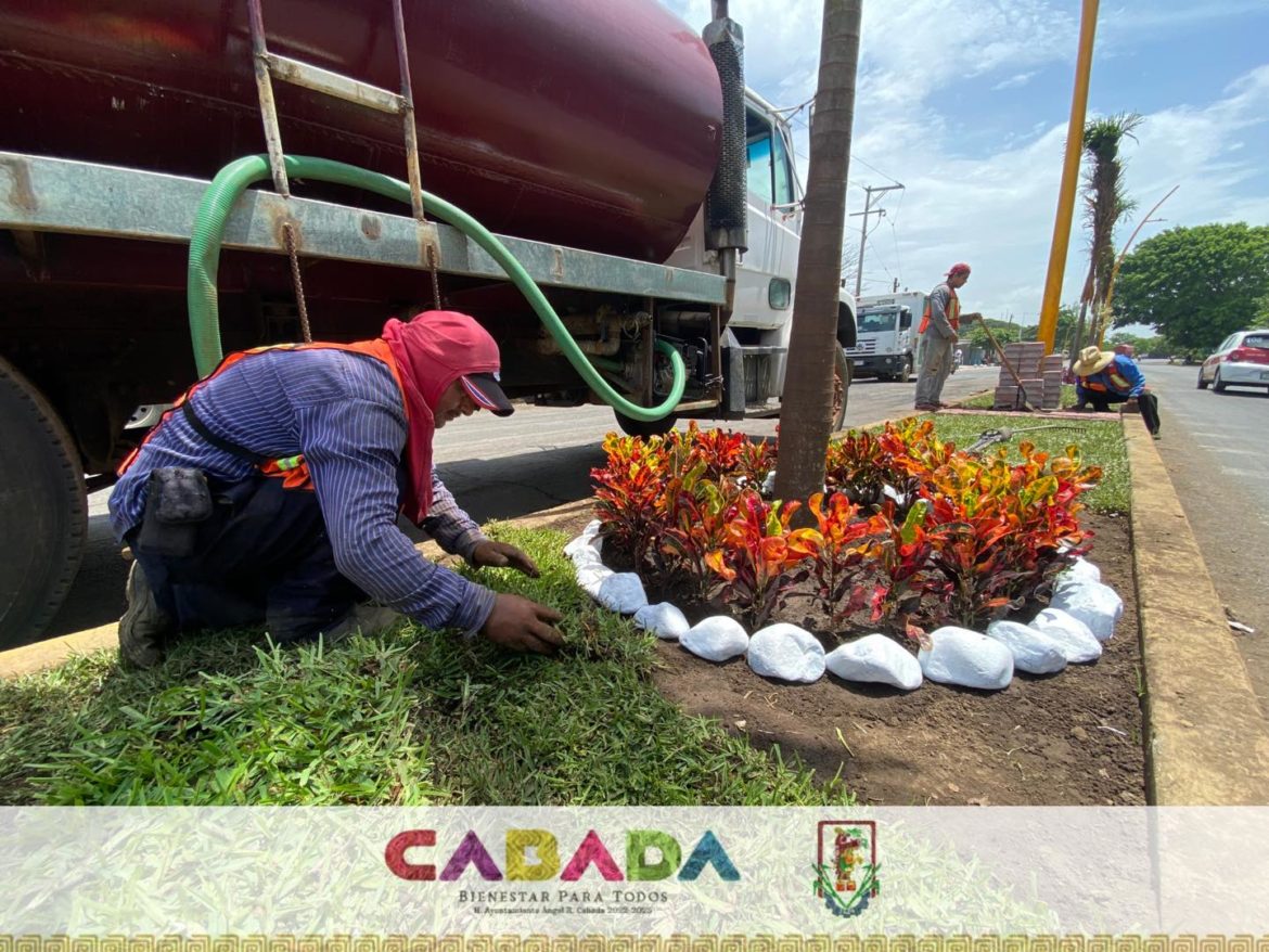 Continúan trabajos de rehabilitación en la zona urbana de Ángel R. Cabada
