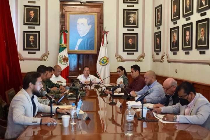 Gobernador Cuitláhuac García Jiménez, informó que se mantienen los operativos en el estado