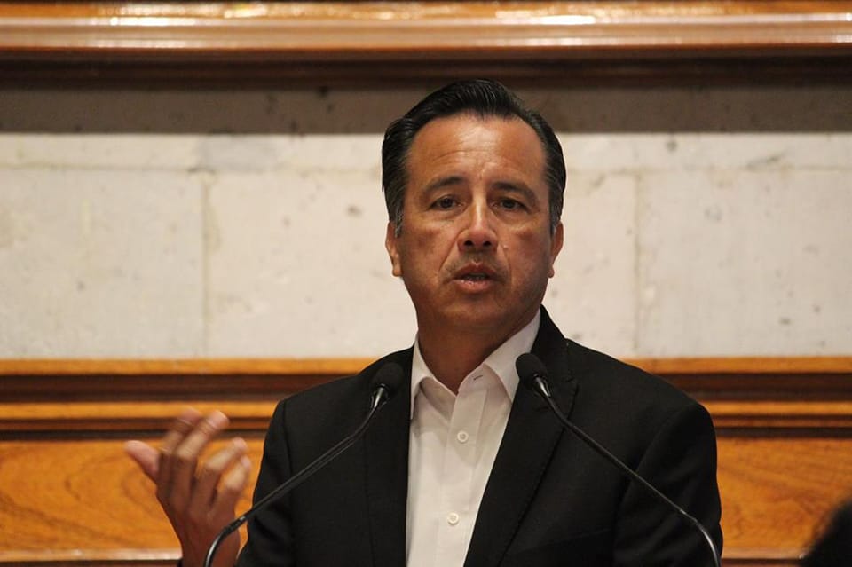 Pide Cuitláhuac renuncia del presidente del INE tras reunión con «Alito» Moreno