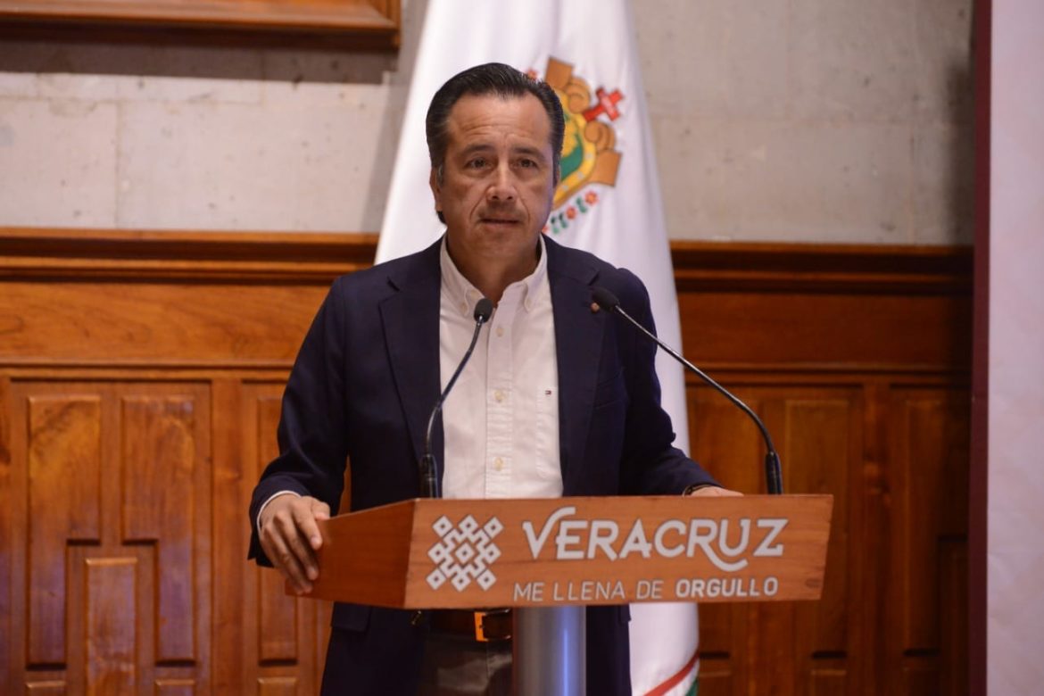 Asegura Cuitláhuac que «ya no hay tapados»