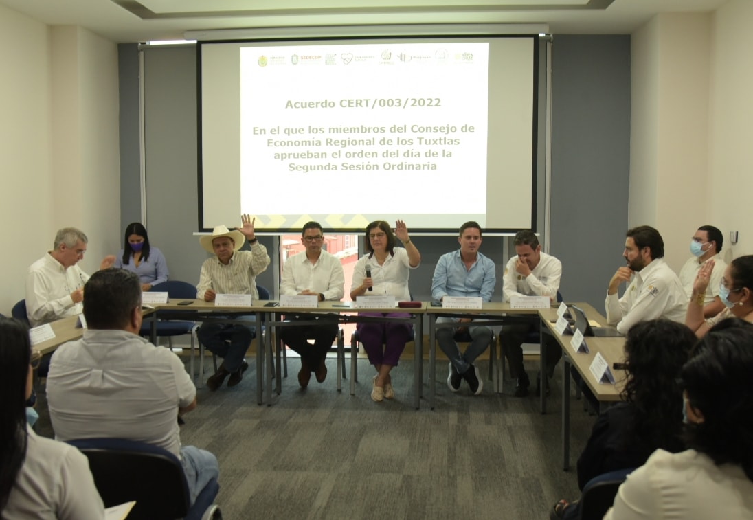 Presenta Sedecop programa Nafin + Estado Veracruz 2022 en San Andrés Tuxtla