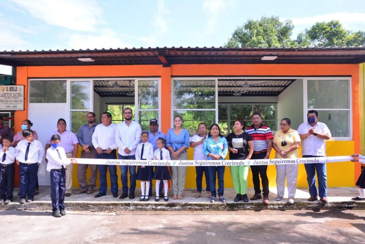 Inaugura Kristel Hernández comedor escolar en Primaria Ignacio Zaragoza de Santiago Tuxtla