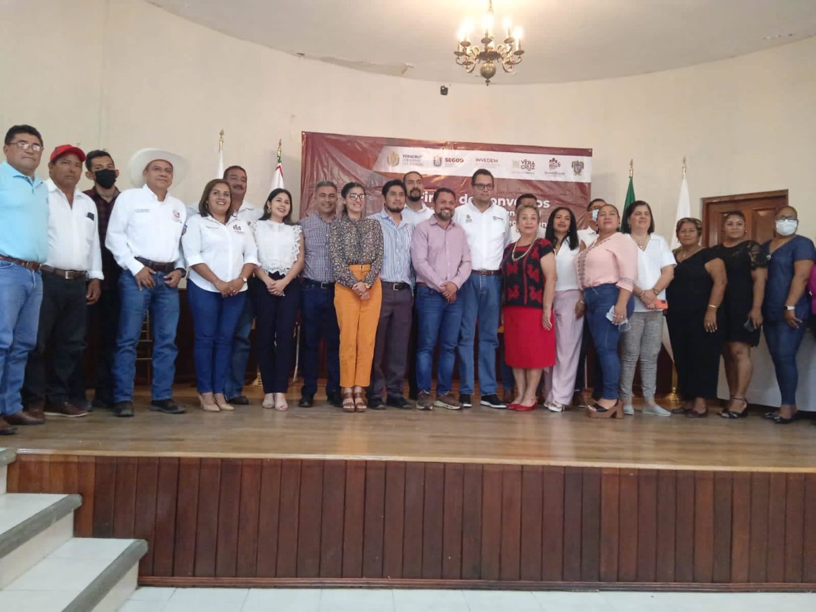 Gobierno de Santiago Tuxtla firmó convenio para el Fortalecimiento y Desarrollo Municipal