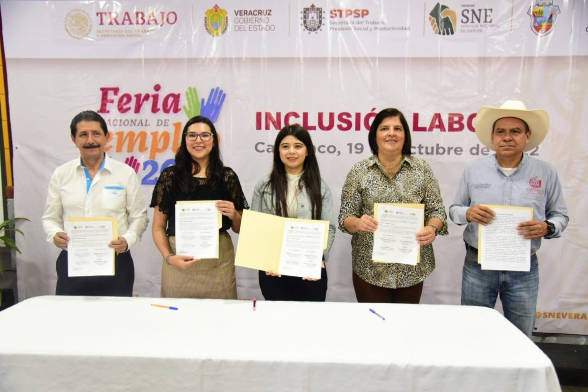Ayuntamiento de San Andrés Tuxtla y Secretaria del Trabajo firman convenio de colaboración