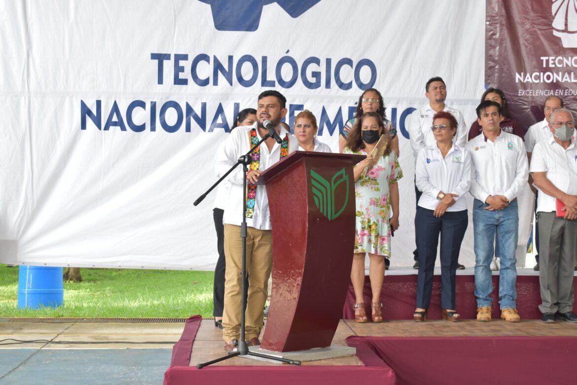 Ceremonia de Inauguración del Ciclo Escolar 2022-2023 en el ITSSAT del sistema escolarizado