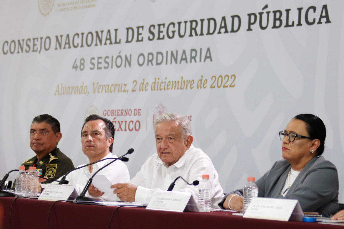 Cuitláhuac García es excepcional, está haciendo un gobierno ejemplar: AMLO