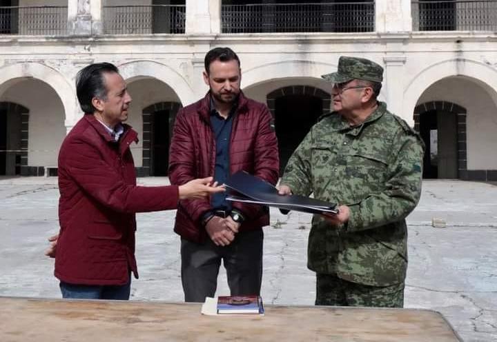 Va gobierno del estado por la restauración de la Fortaleza de Perote