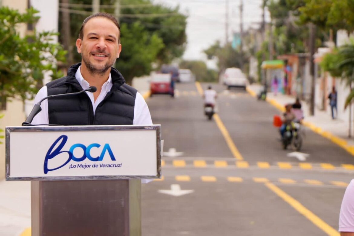 Inaugura Alcalde JM Unánue la calle José Hérnandez Sierra de la colonia Ampliación Villa Rica