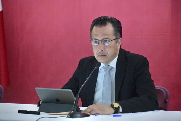 Gobernador Cuitláhuac García se lanza contra la marcha, el PAN y el INE