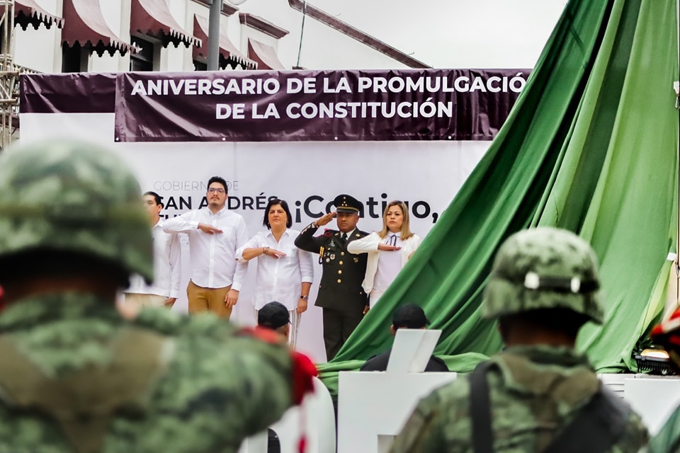 Conmemoran en San Andrés Tuxtla el 106 aniversario de la promulgación de la constitución mexicana
