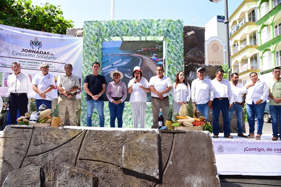 Gobierno Estatal y Municipal, realizan Jornadas de Consumo Solidario en San Andrés Tuxtla
