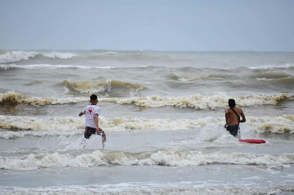 A pesar de la alerta por Frente Frío, alcalde de Papantla pide a turistas y locales acudir a la playa