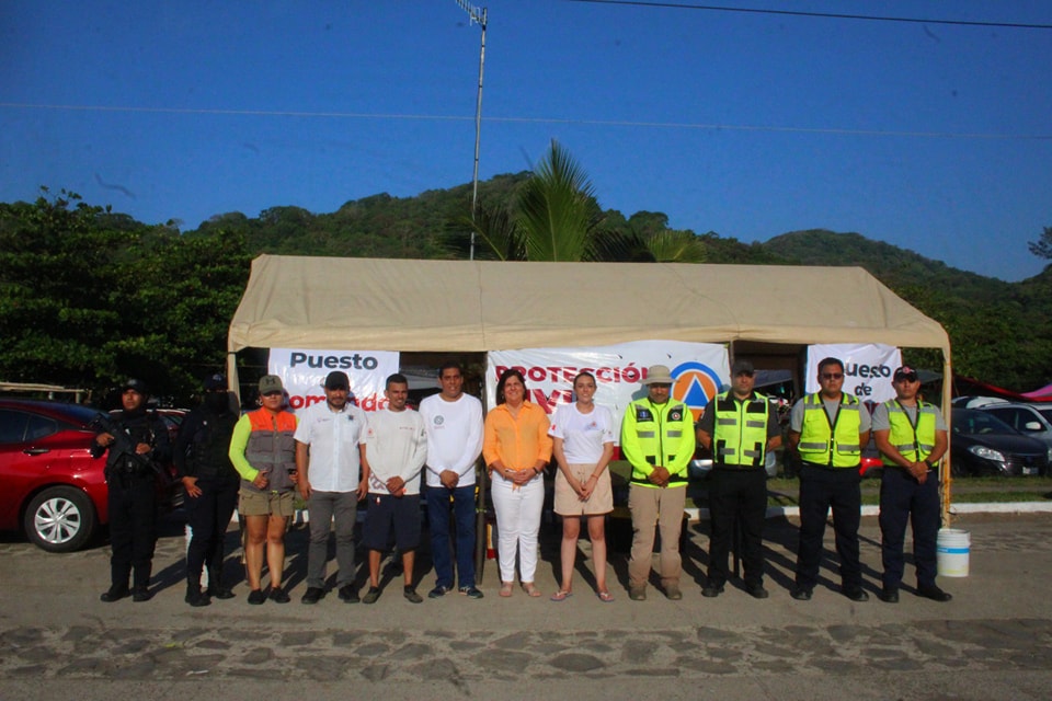 Secretaria de Protección Civil y alcaldesa de San Andrés Tuxtla supervisan operativo de playas seguras en Montepío