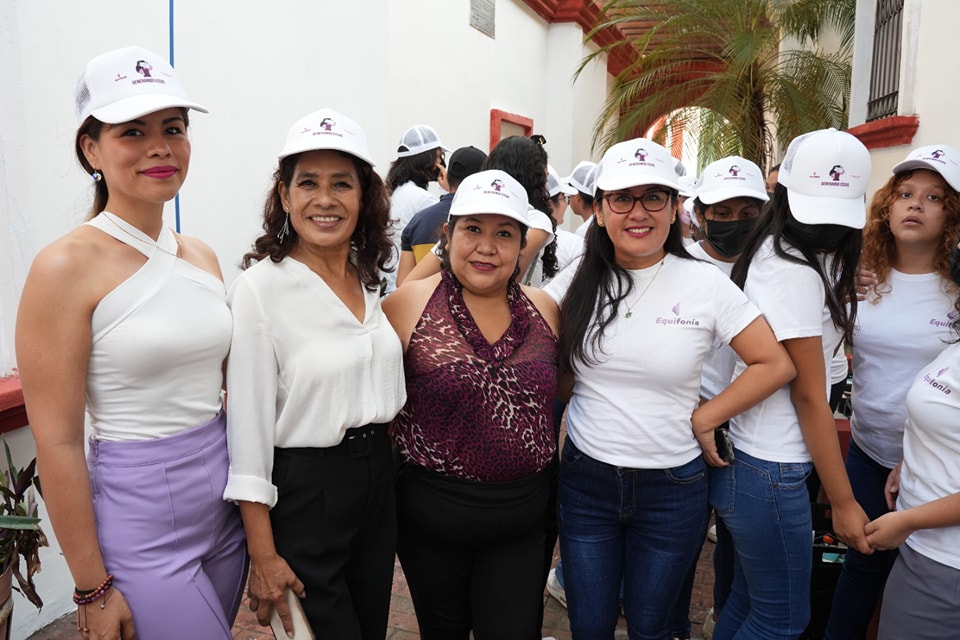 Generando ECOSS: DIF de San Andrés Tuxtla y Equifonía rescatan espacios públicos con conciencia social