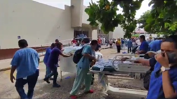 Por fuga de gas, evacuan hospital 36 del IMSS Coatzacoalcos
