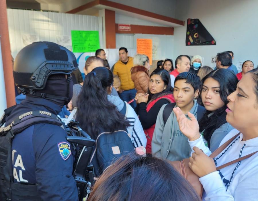 Acusan violación de privacidad en secundaria de Xalapa por instalación de cámaras en salones de clases