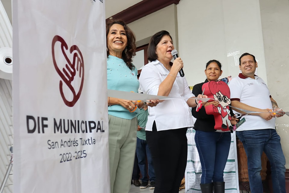 En gestión conjunta, Ayuntamiento, DIF y SESVER ofrecen jornadas de salud gratuitas en San Andrés Tuxtla