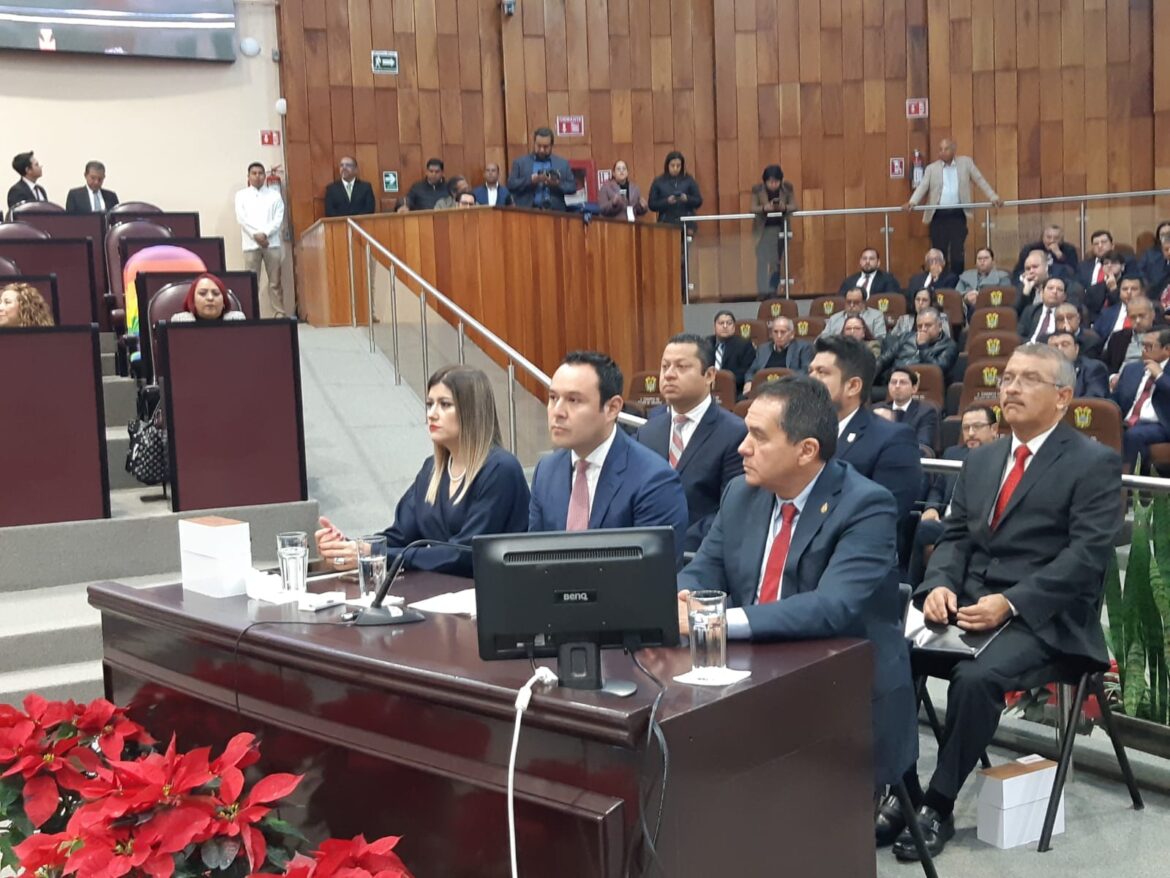 En comparecencia, informa titular de Finanzas reducción de la deuda pública de Veracruz