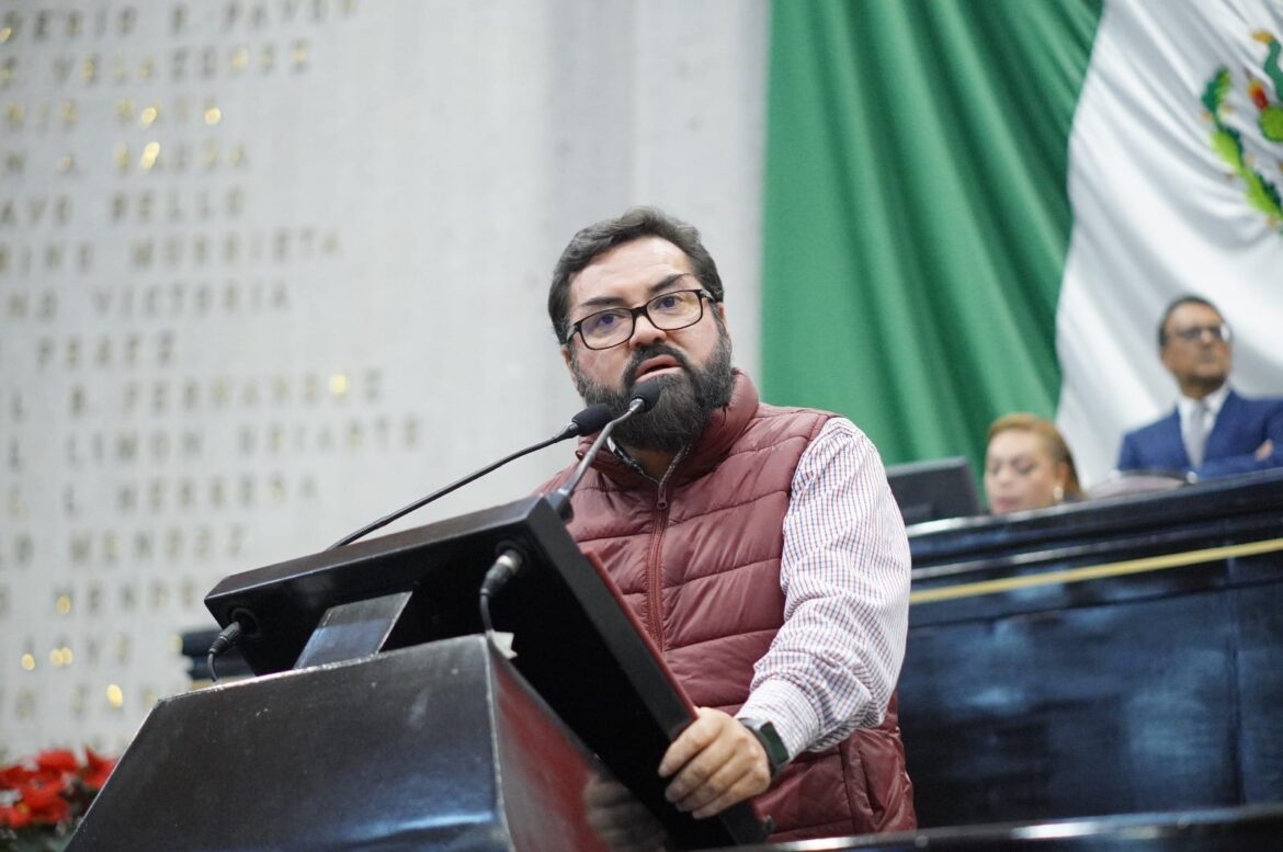 Se defiende diputado Morenista, acusa «campaña negra» en su contra