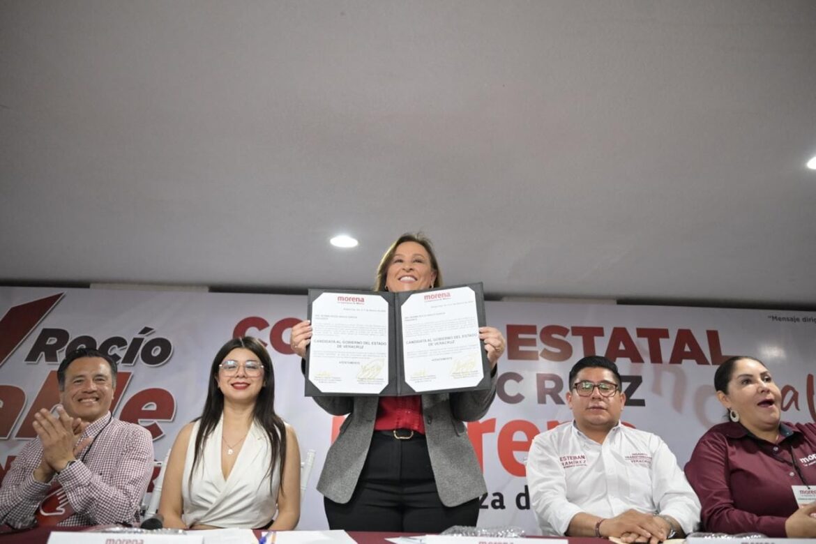 Por unanimidad del Consejo Estatal, Rocío Nahle es candidata de Morena al gobierno de Veracruz: Esteban Ramírez