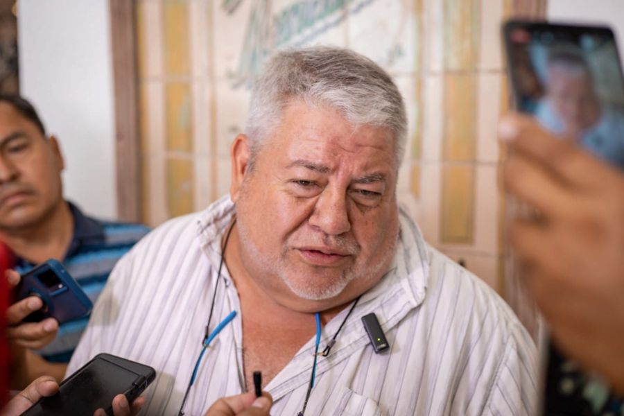 Desesperación lleva a oposición a robar lonas de propaganda de Manuel Huerta en Veracruz