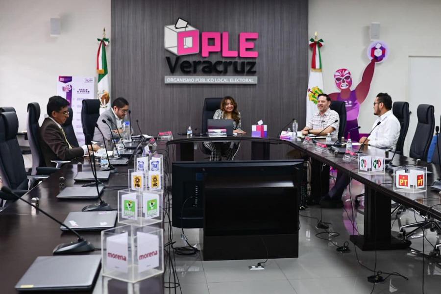 OPLE Veracruz aprueba fecha límite de sustituciones para candidaturas a diputaciones