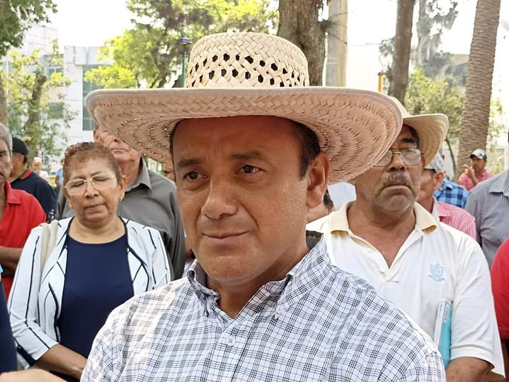En Xalapa, exigen mesa de negociaciones con la CFE